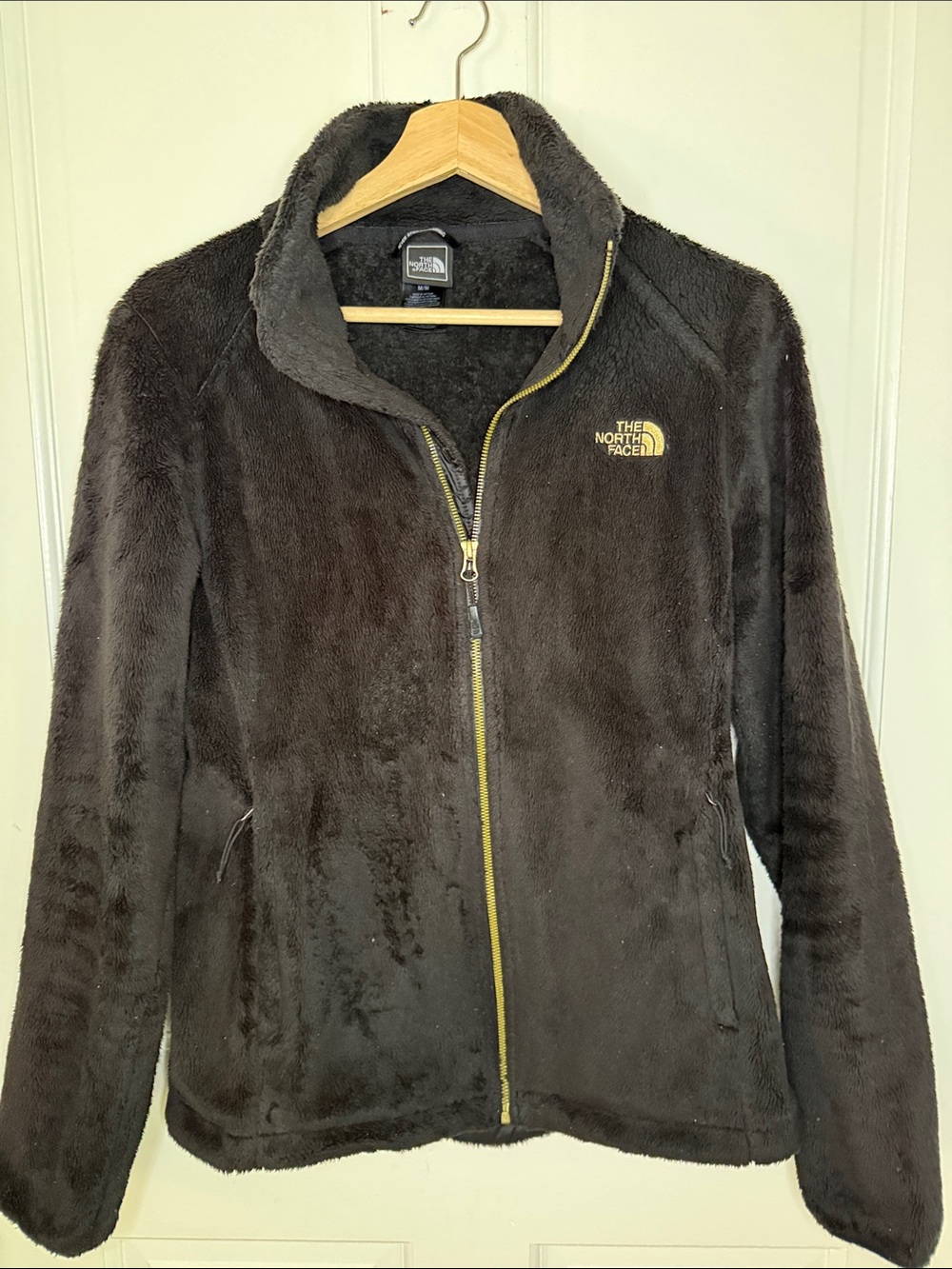 The North Face Women's Plush Full-Zip Jacket - Black with Gold Logo